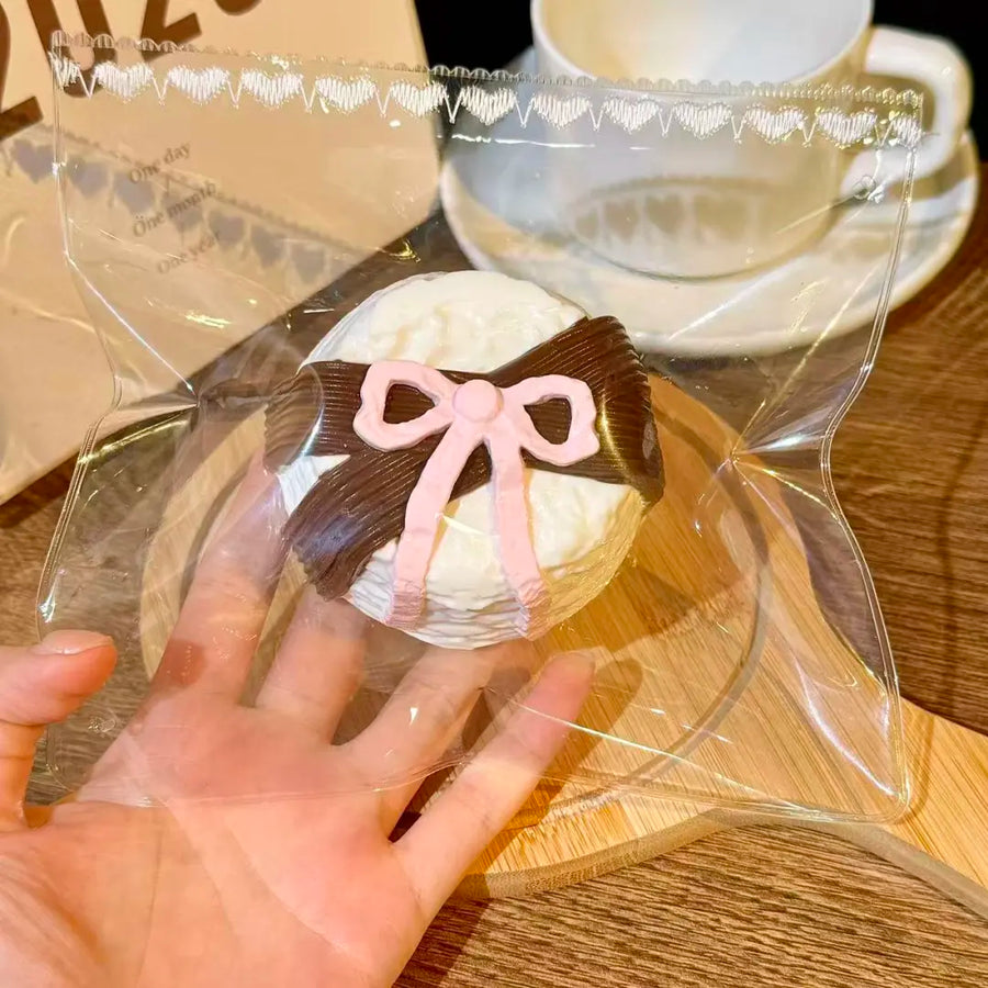 Chocolate Bow Cake Taba Squishy — One Style detail 2