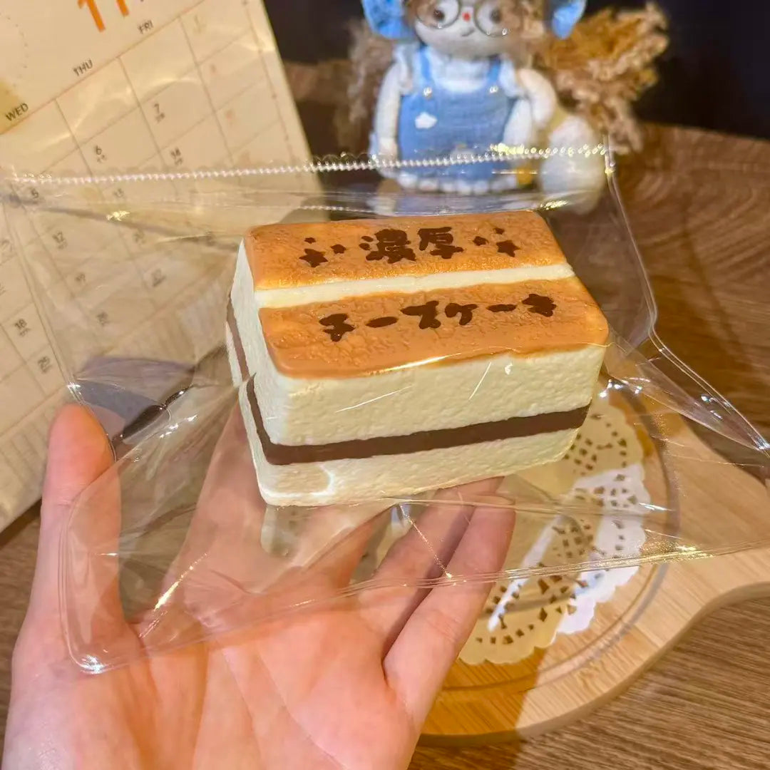 Rich Chocolate Cheesecake Taba Squishy — One Style detail 3