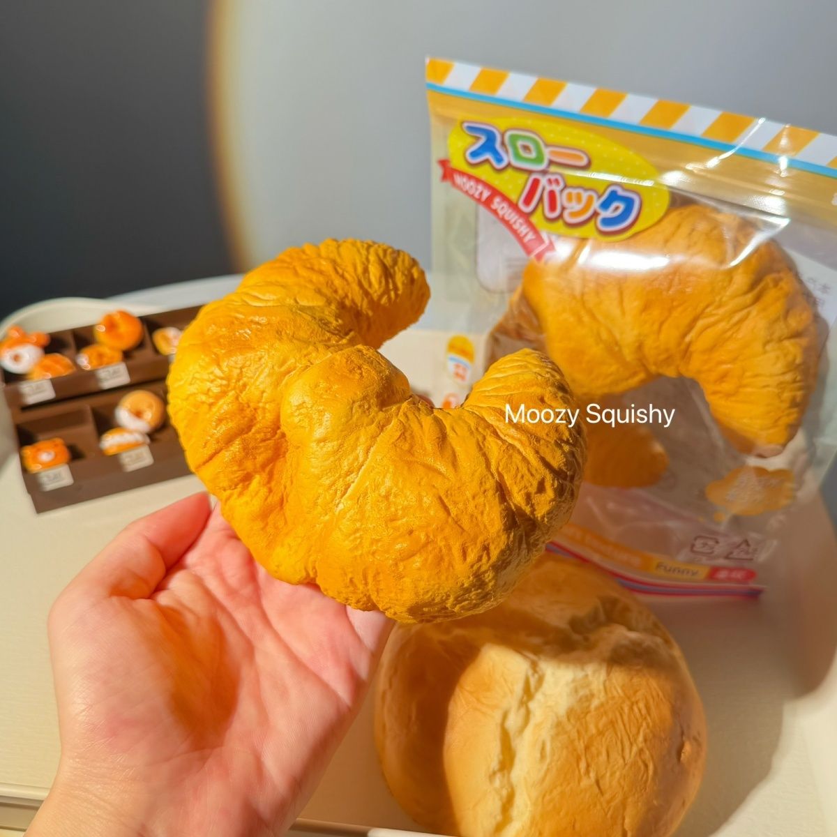 Croissant Squishy — supplier original 4