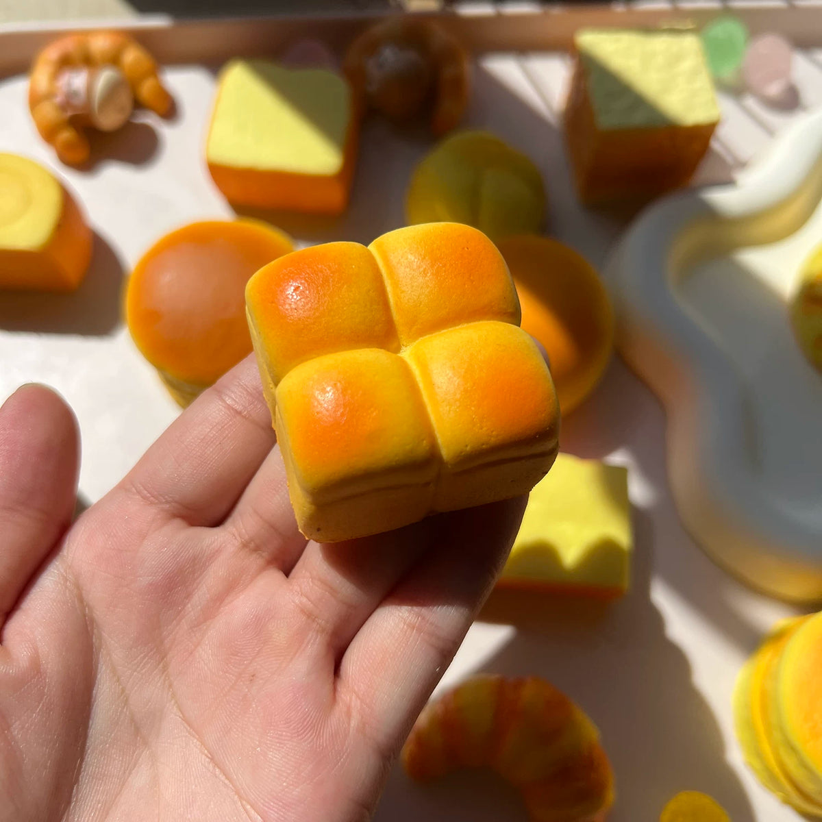 Four-Bun Loaf Squishy — product photograph