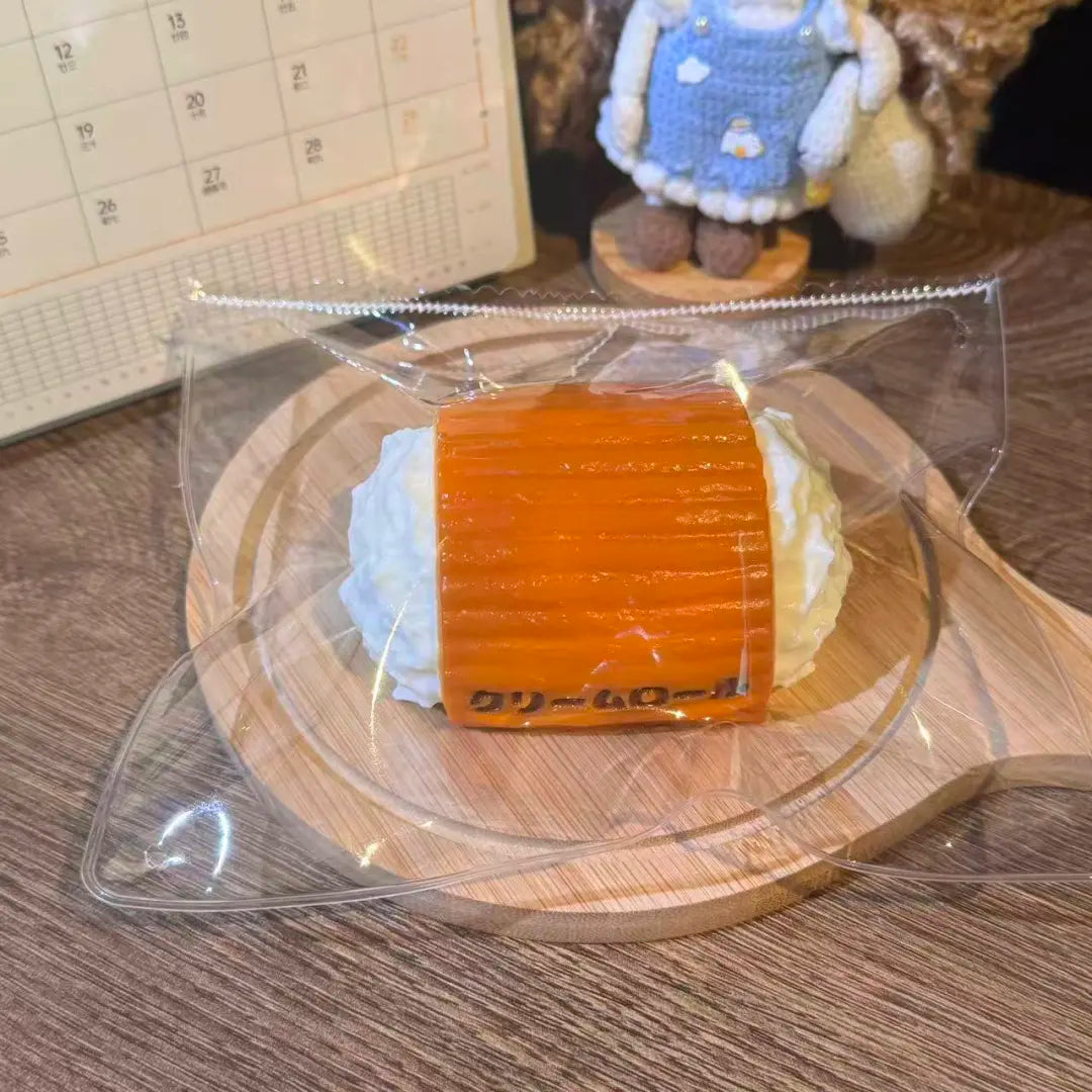 One Style — Cream Roll Taba Squishy