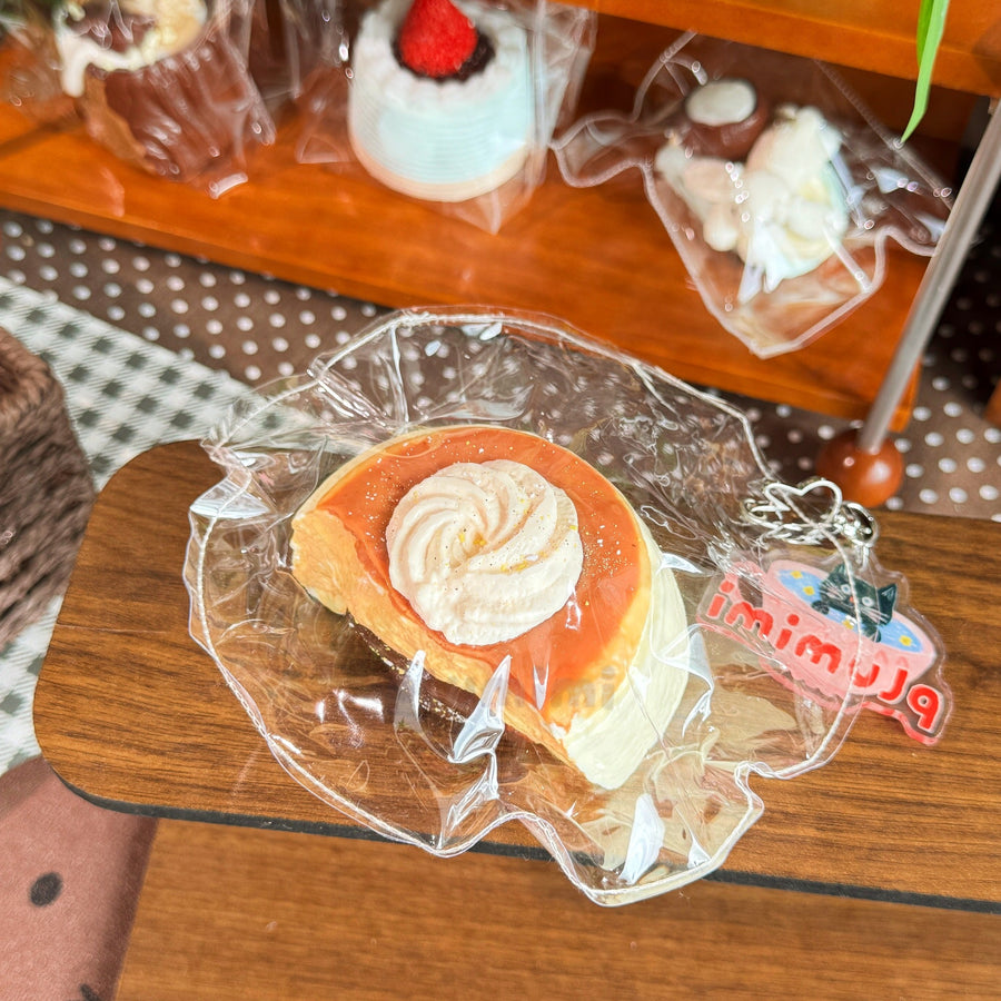 Cream Cheese Chocolate Lava Bun product view 4 - Plumimi