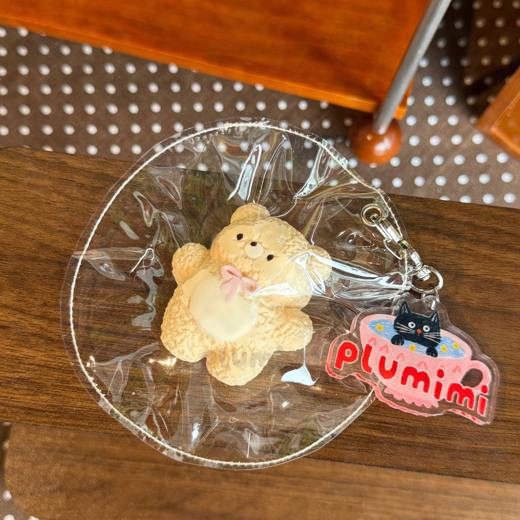 Little Bow Teddy product view 3 - Plumimi