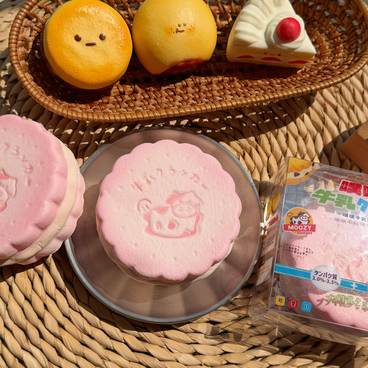Strawberry Cow Milk Cookie — product view 6